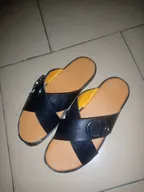 How I made these palm slippers for my landlady's son thumbnail