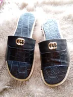 I made this gorgeous leather slippers for my client friend thumbnail